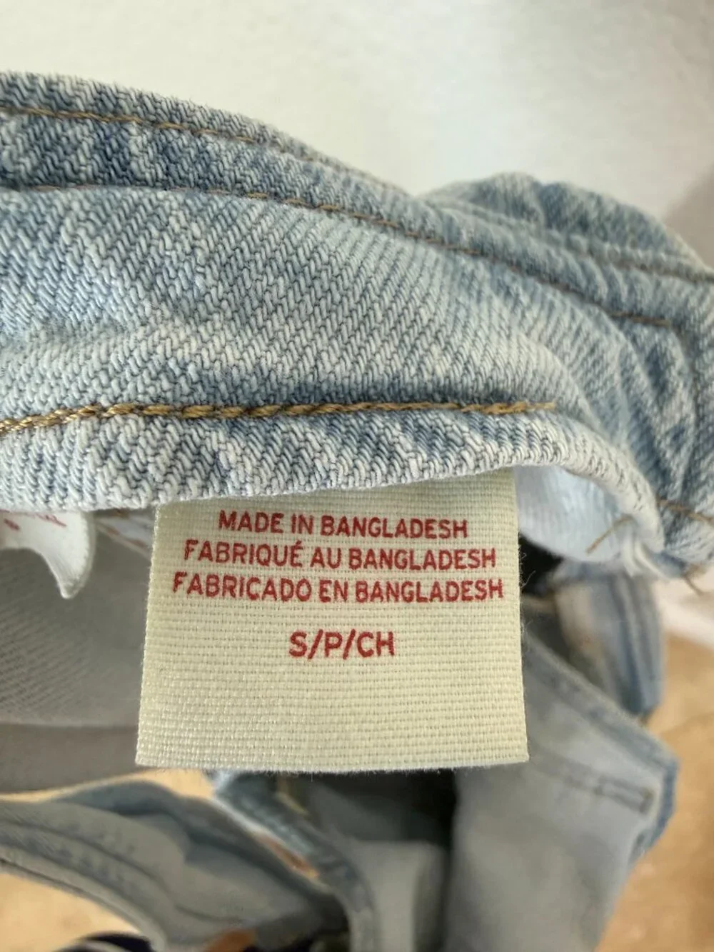 Levi's Denim Overall Dress Bib Jumper Pinafore Light Wash Y2K 90s Small - Picture 9 of 11